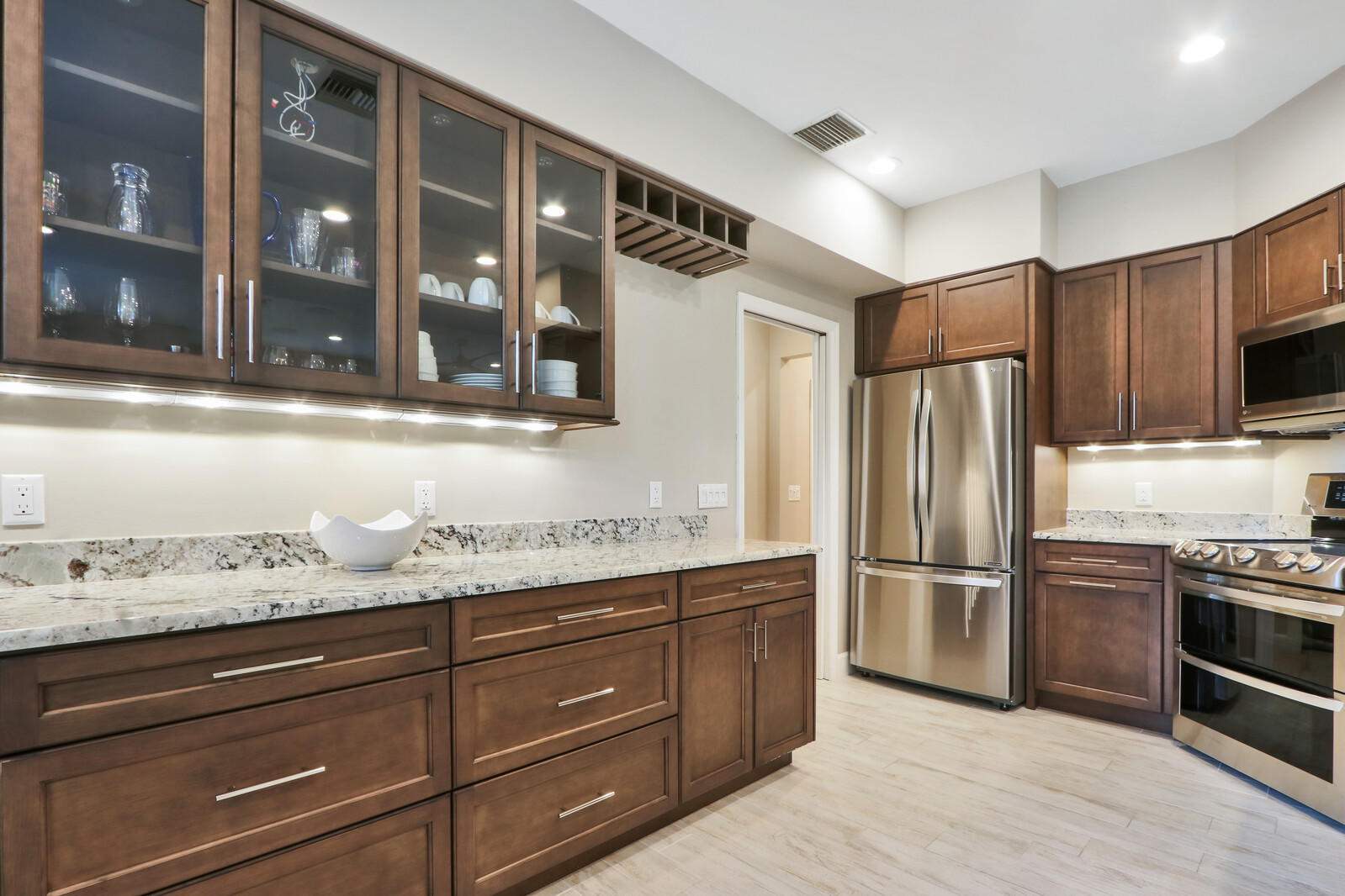 106 Toteka Circle Jupiter, FL 33458 - Photo 7 of 20 Kitchen