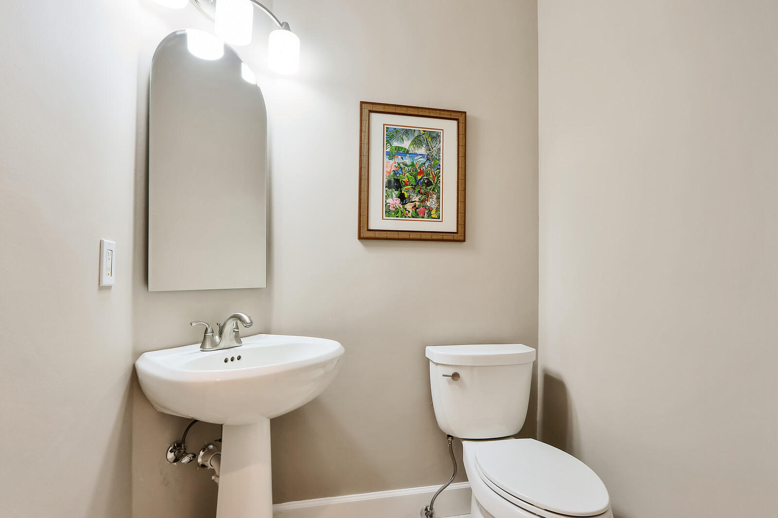106 Toteka Circle Jupiter, FL 33458 - Photo 9 of 20 Half bathroom