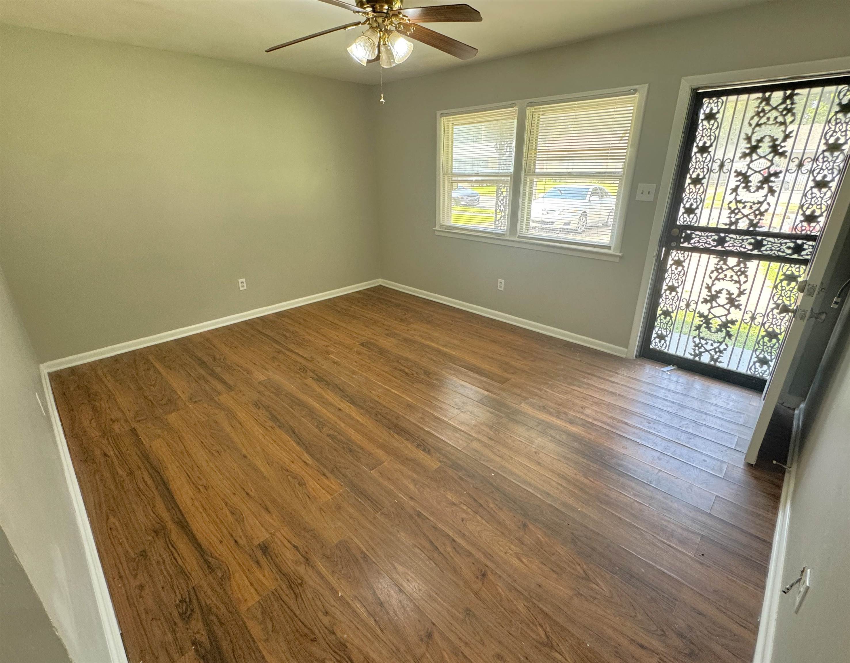 4591 Lawrence Road Memphis, TN 38122 - Photo 4 of 15