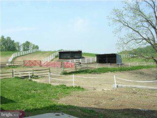 244 Charming Forge Road Robesonia, PA 19551 - Photo 3 of 6 Gallery Image 3
