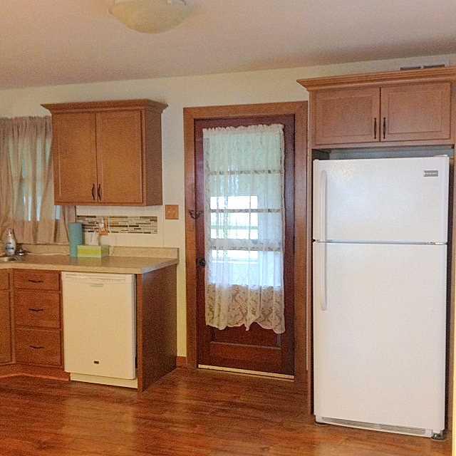 453 School Indiana, PA 15701 - Photo 3 of 11 Kitchen.
