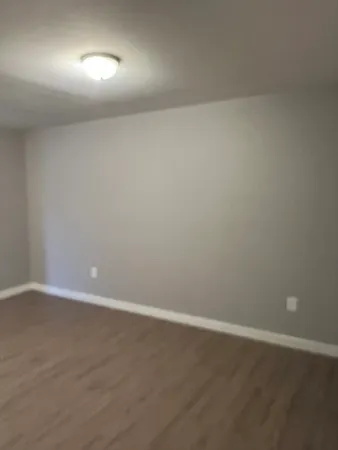 $1,400 | 2 Chesterfield Road, Unit 2, Williamsburg, MA 01096