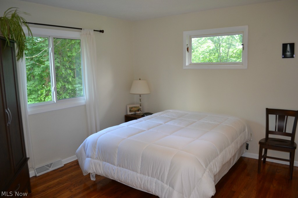 12243 Webster Road Strongsville, OH 44136 - Photo 8 of 19 Gallery Image 8