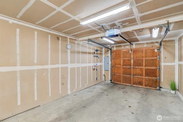 $493,000 | 18604 48th Place South, SeaTac, WA 98188