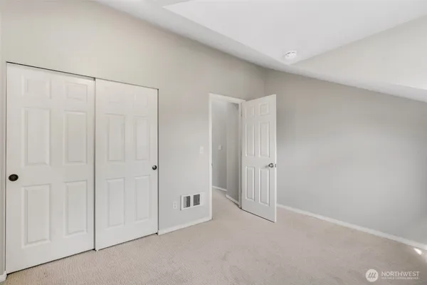 $493,000 | 18604 48th Place South, SeaTac, WA 98188