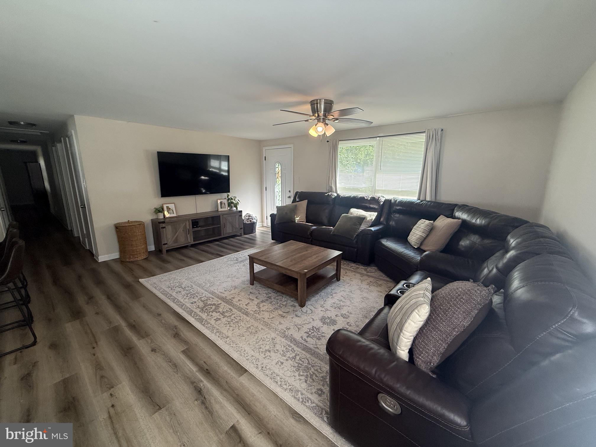 15073 Richmond Road Culpeper, VA 22701 - Photo 4 of 14 Spacious living area with natural light.