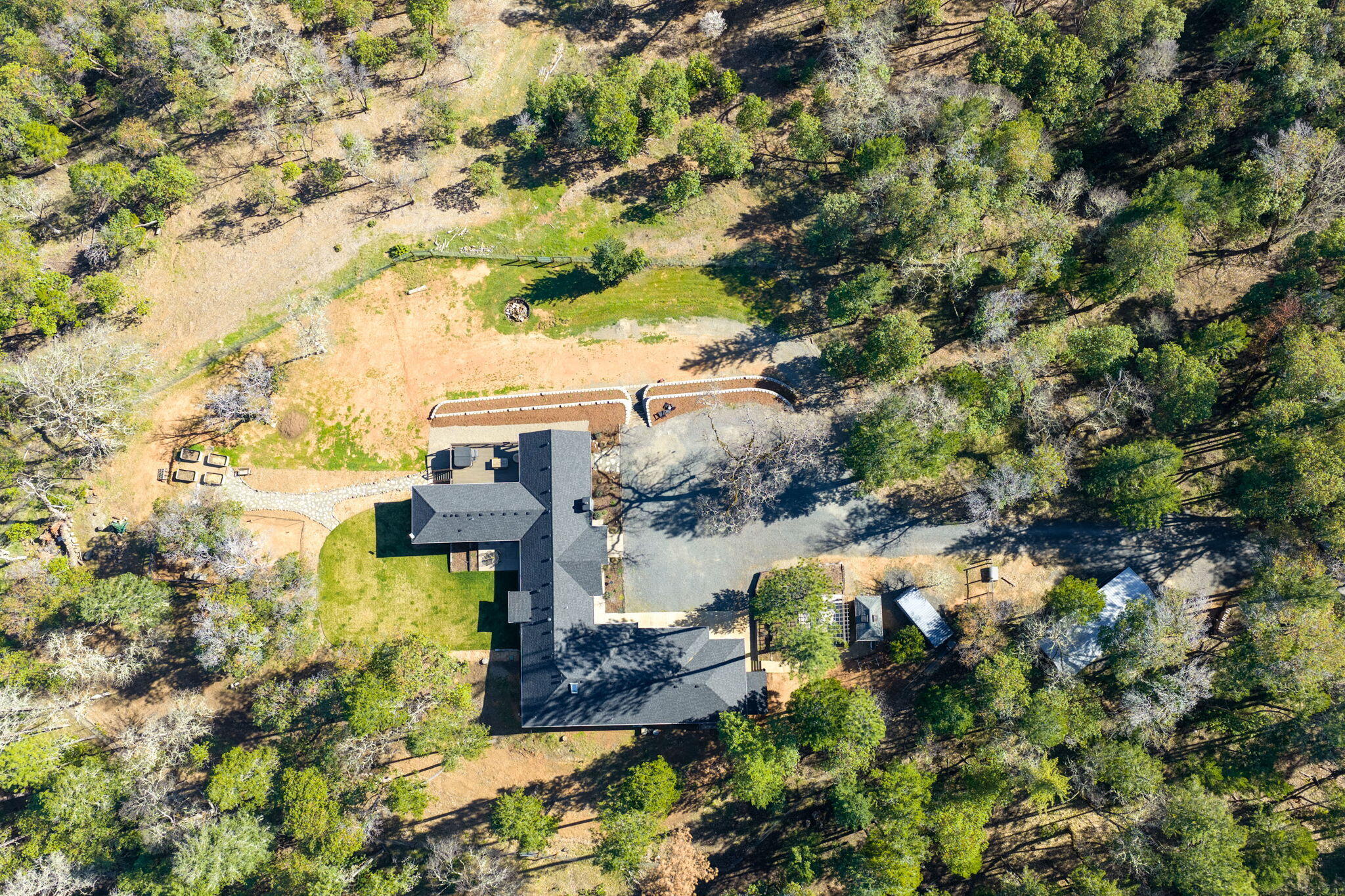 145 Lomas Road Jacksonville, OR 97530 - Photo 58 of 92