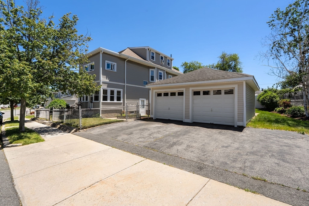 15 Colby Road Quincy, MA 02171 - Photo 4 of 41 Gallery Image 4
