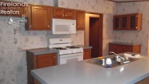 5601 McCartney Road Sandusky, OH 44870 - Photo 7 of 10 Gallery Image 7