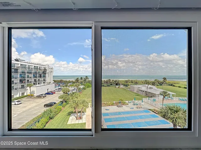 $2,500 | 2020 North Atlantic Avenue, Unit 517N, Cocoa Beach, FL 32931