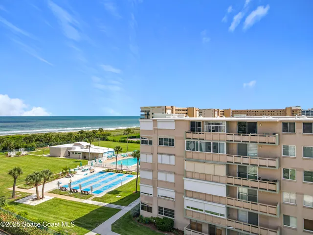 $2,500 | 2020 North Atlantic Avenue, Unit 517N, Cocoa Beach, FL 32931