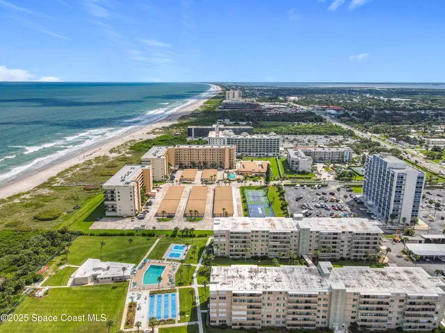 $2,500 | 2020 North Atlantic Avenue, Unit 517N, Cocoa Beach, FL 32931