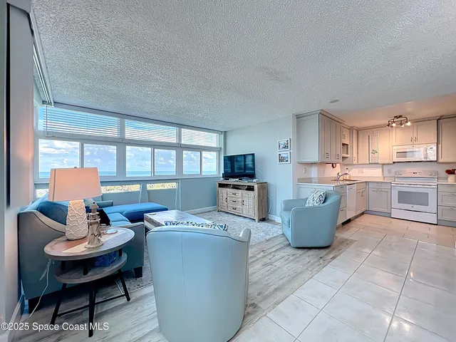 $2,500 | 2020 North Atlantic Avenue, Unit 517N, Cocoa Beach, FL 32931