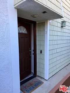 $1,049,000 | 1837 11th Street, Unit 3, Santa Monica, CA 90404
