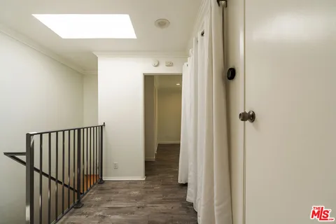 $1,049,000 | 1837 11th Street, Unit 3, Santa Monica, CA 90404