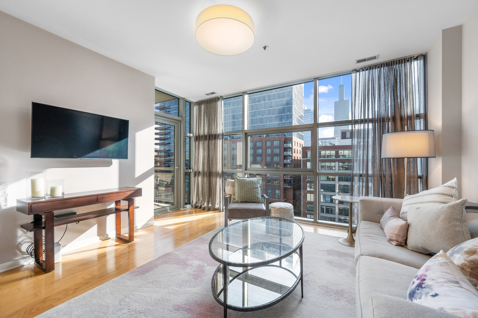 225 South Sangamon Street, Unit 804 Chicago, IL 60607 - Photo 3 of 30 Gallery Image 3