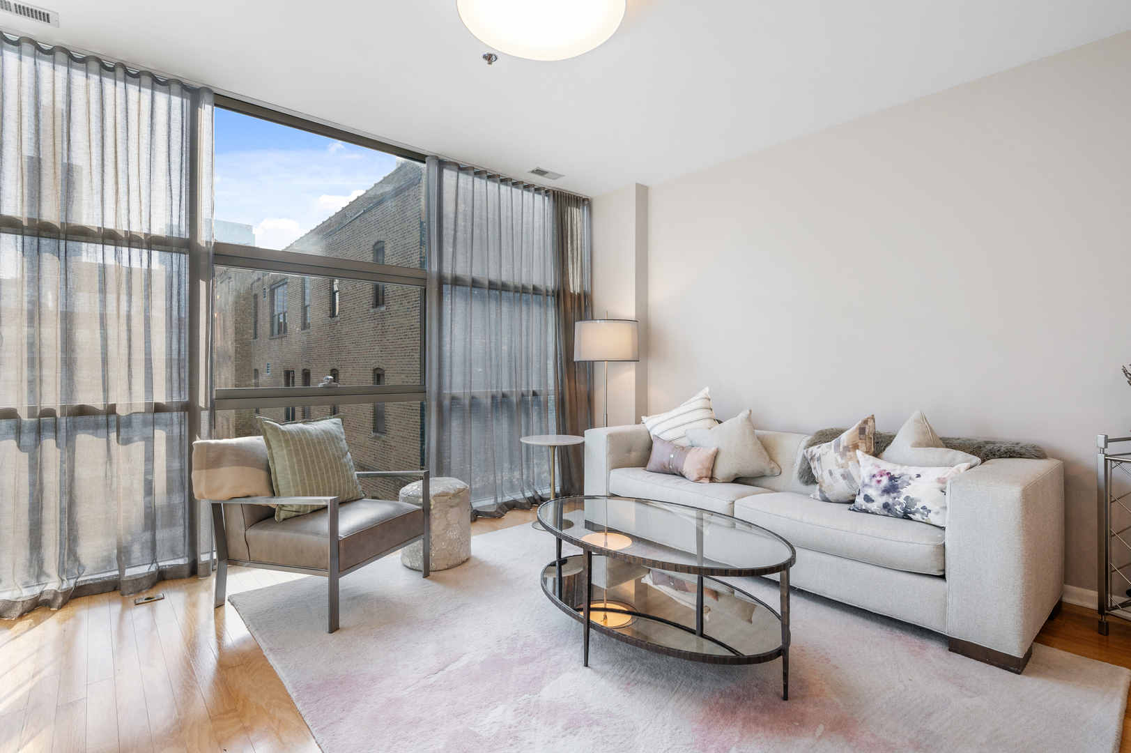 225 South Sangamon Street, Unit 804 Chicago, IL 60607 - Photo 4 of 30 Gallery Image 4