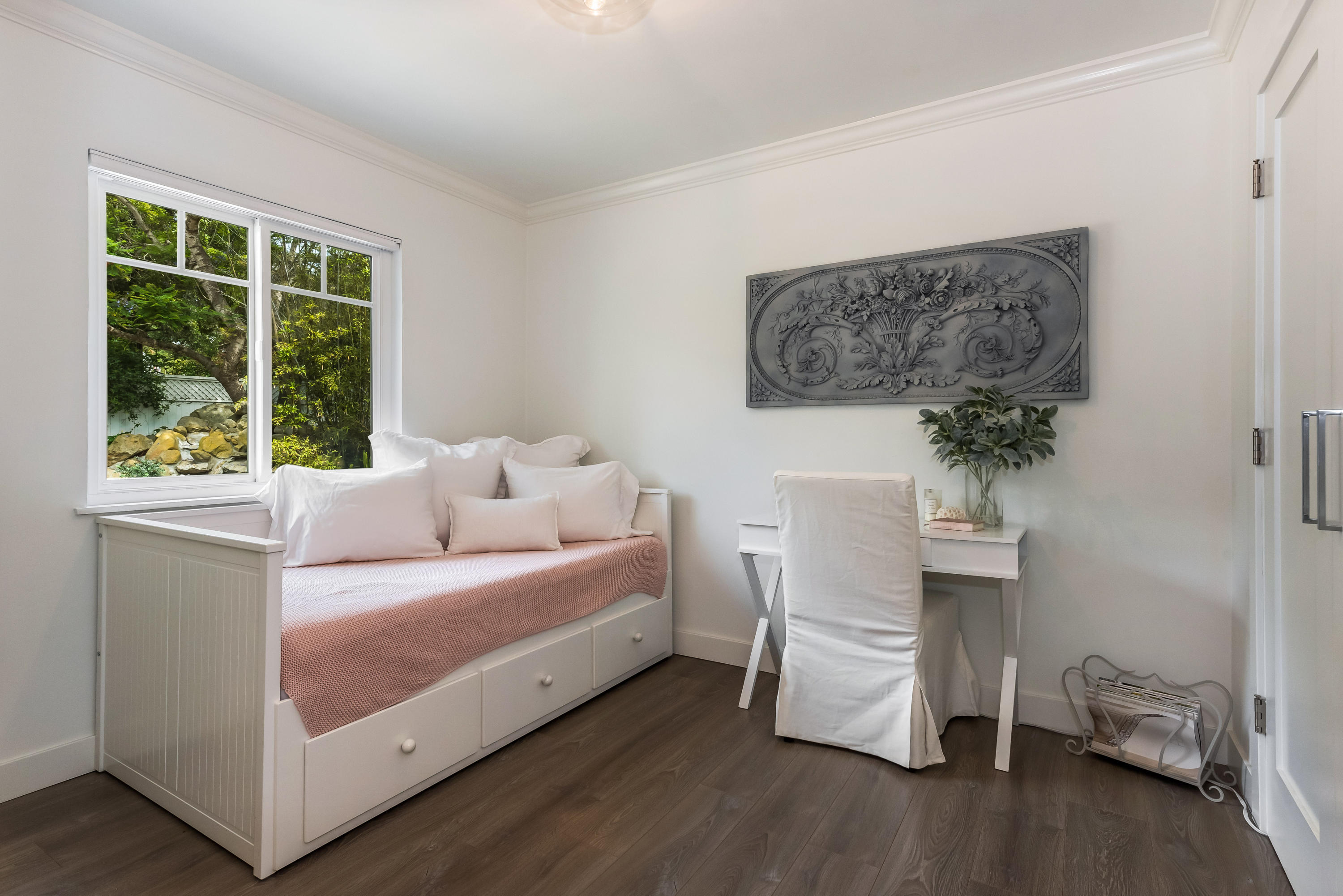 590 Santa Rosa Lane Montecito, CA 93108 - Photo 7 of 16 2nd Bedroom