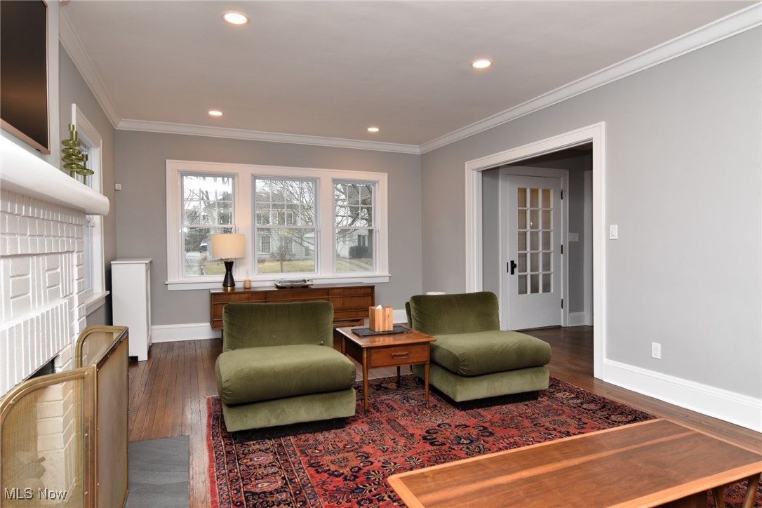 3276 Aberdeen Road Cleveland, OH 44120 - Photo 4 of 37