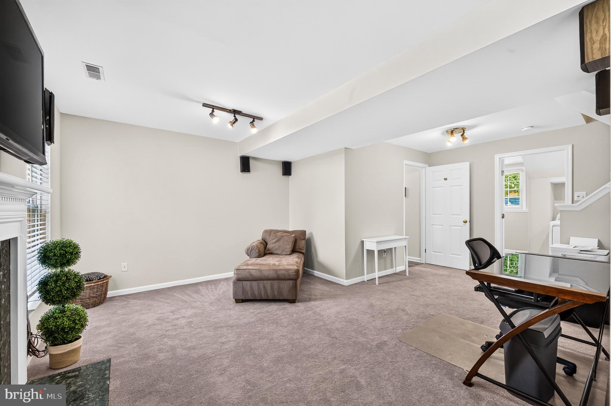 6385 Stagg Court Springfield, VA 22150 - Photo 42 of 50 Gallery Image 42