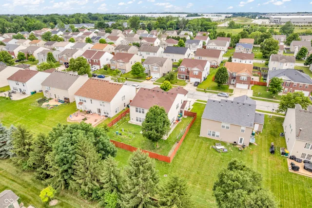 $379,900 | 1449 Danielle Drive, Indianapolis, IN 46231