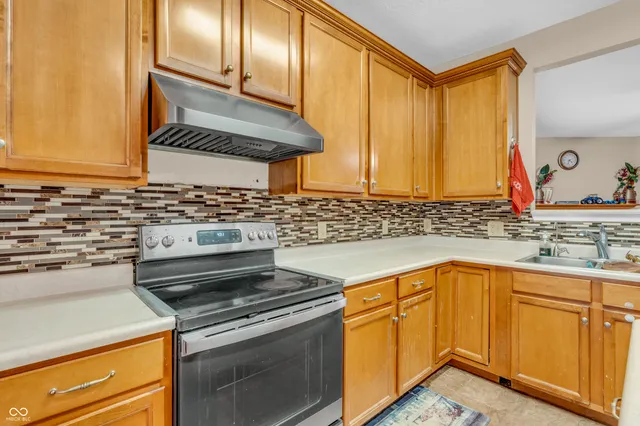 $379,900 | 1449 Danielle Drive, Indianapolis, IN 46231