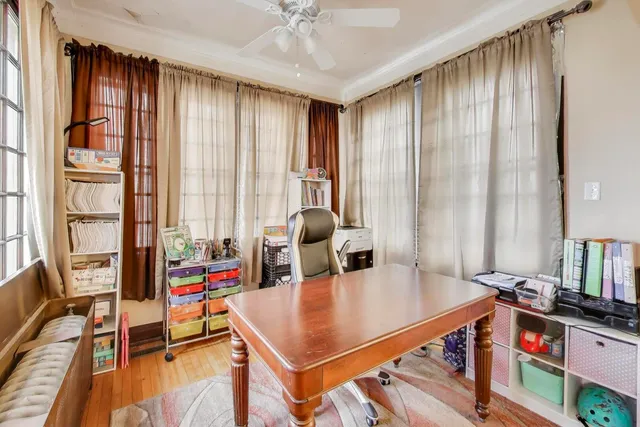 $565,000 | 413 South Oak Park Avenue, Oak Park, IL 60302