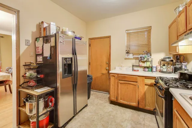 $565,000 | 413 South Oak Park Avenue, Oak Park, IL 60302