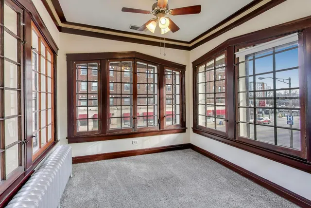 $565,000 | 413 South Oak Park Avenue, Oak Park, IL 60302