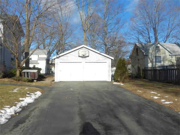 18 Ruggles Street Westborough, MA 01581 - Photo 5 of 30 Gallery Image 5