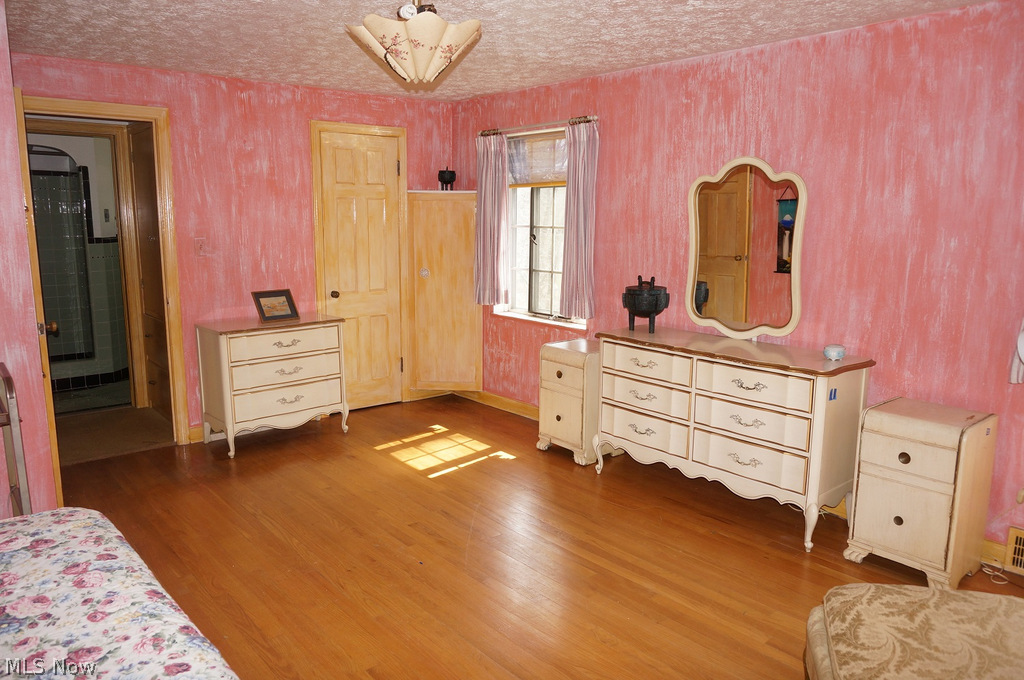 1549 Wood Road Cleveland Heights, OH 44121 - Photo 10 of 25