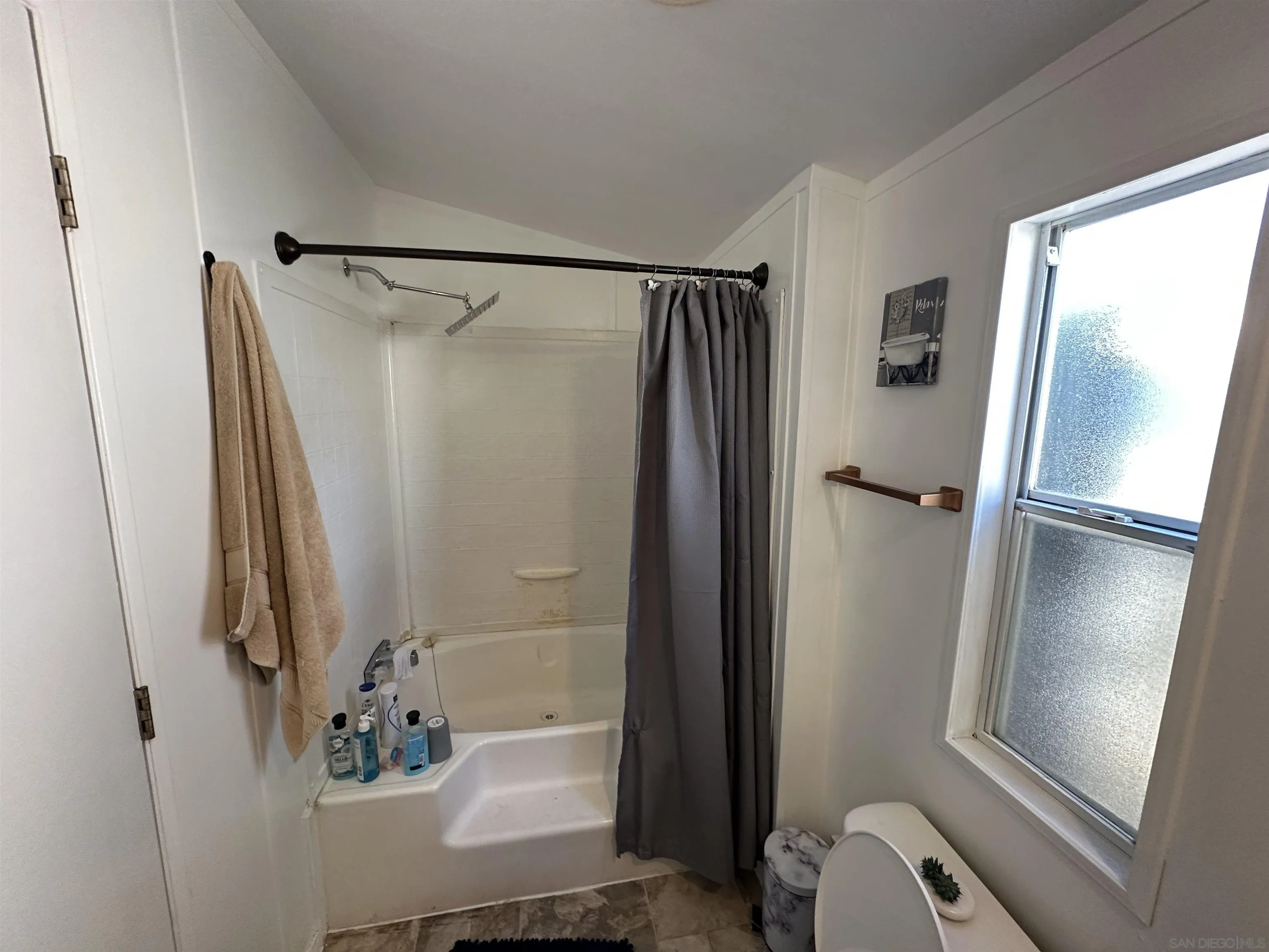 12044 Royal Road, Unit 76 El Cajon, CA 92021 - Photo 5 of 25 Gallery Image 5
