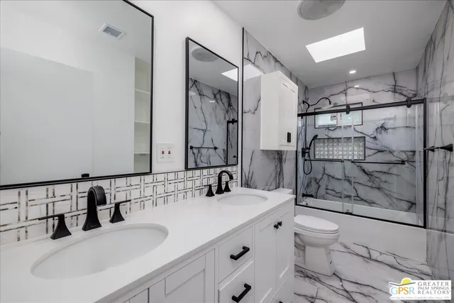 a close view of washer and dryer