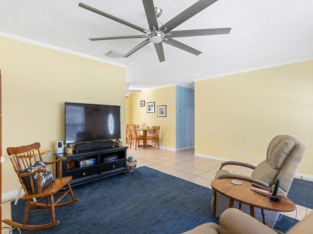 6501 Bayard Road Fort Pierce, FL 34951 - Photo 12 of 37 0B2A0288