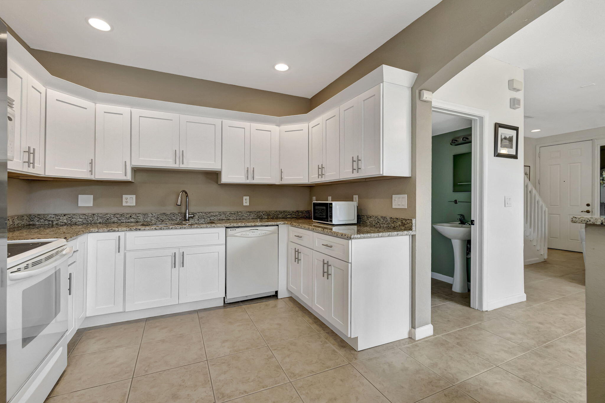 1406 West Wickham Circle, Unit C Delray Beach, FL 33445 - Photo 16 of 51 16-web-or-mls-DSC_6285
