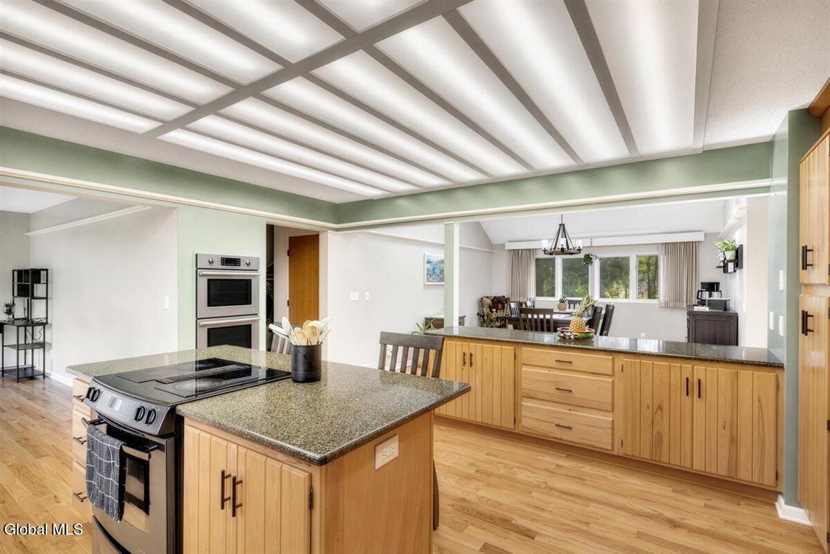 758 Feura Bush Road Bethlehem, NY 12054 - Photo 29 of 73 25.1 74-oven1