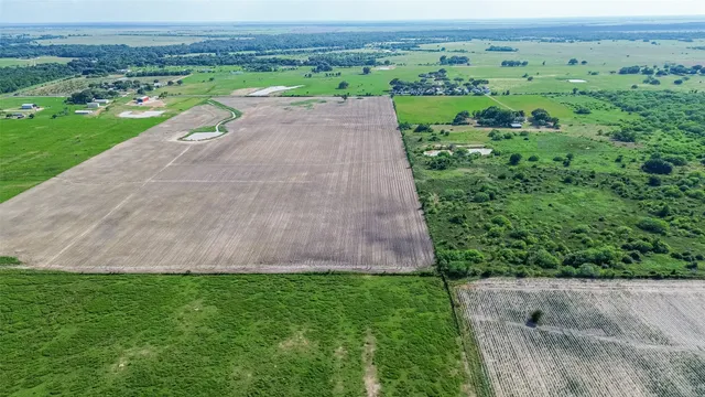 $1,800,000 | 0 Johnston Road, Wallis, TX 77485