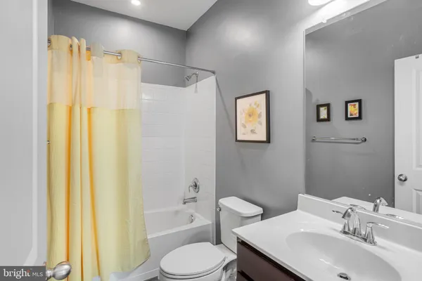 $3,995 | 12950 Blue Sky Place, Woodbridge, VA 22193