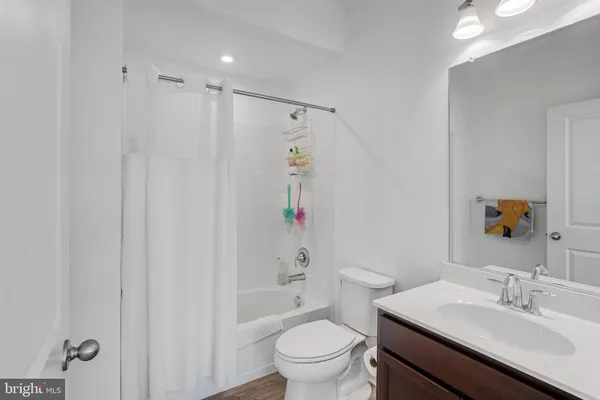 $3,995 | 12950 Blue Sky Place, Woodbridge, VA 22193