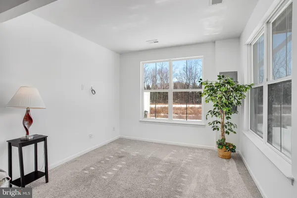 $3,995 | 12950 Blue Sky Place, Woodbridge, VA 22193