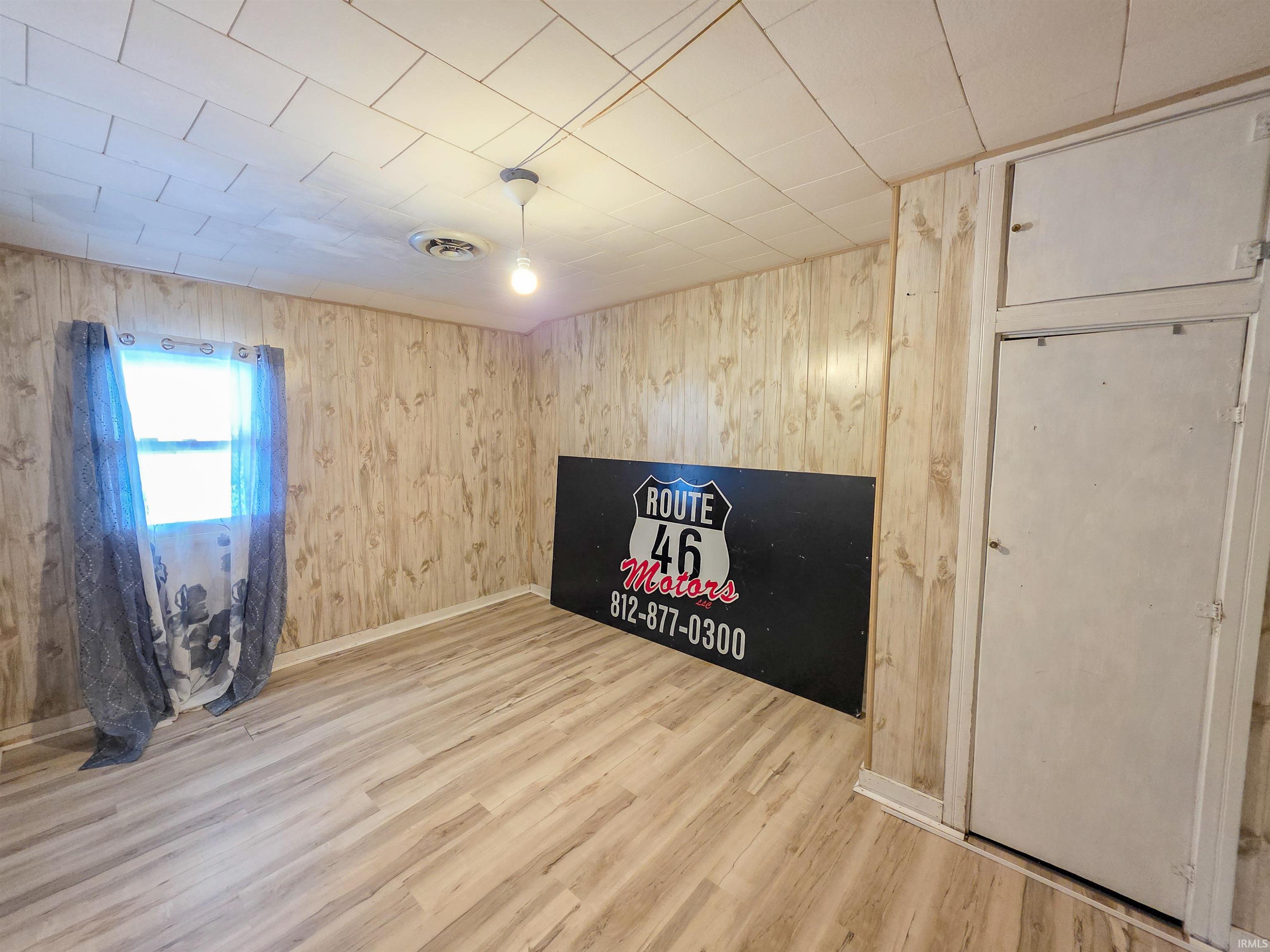 306 Hubert Street Oaktown, IN 47561 - Photo 11 of 32