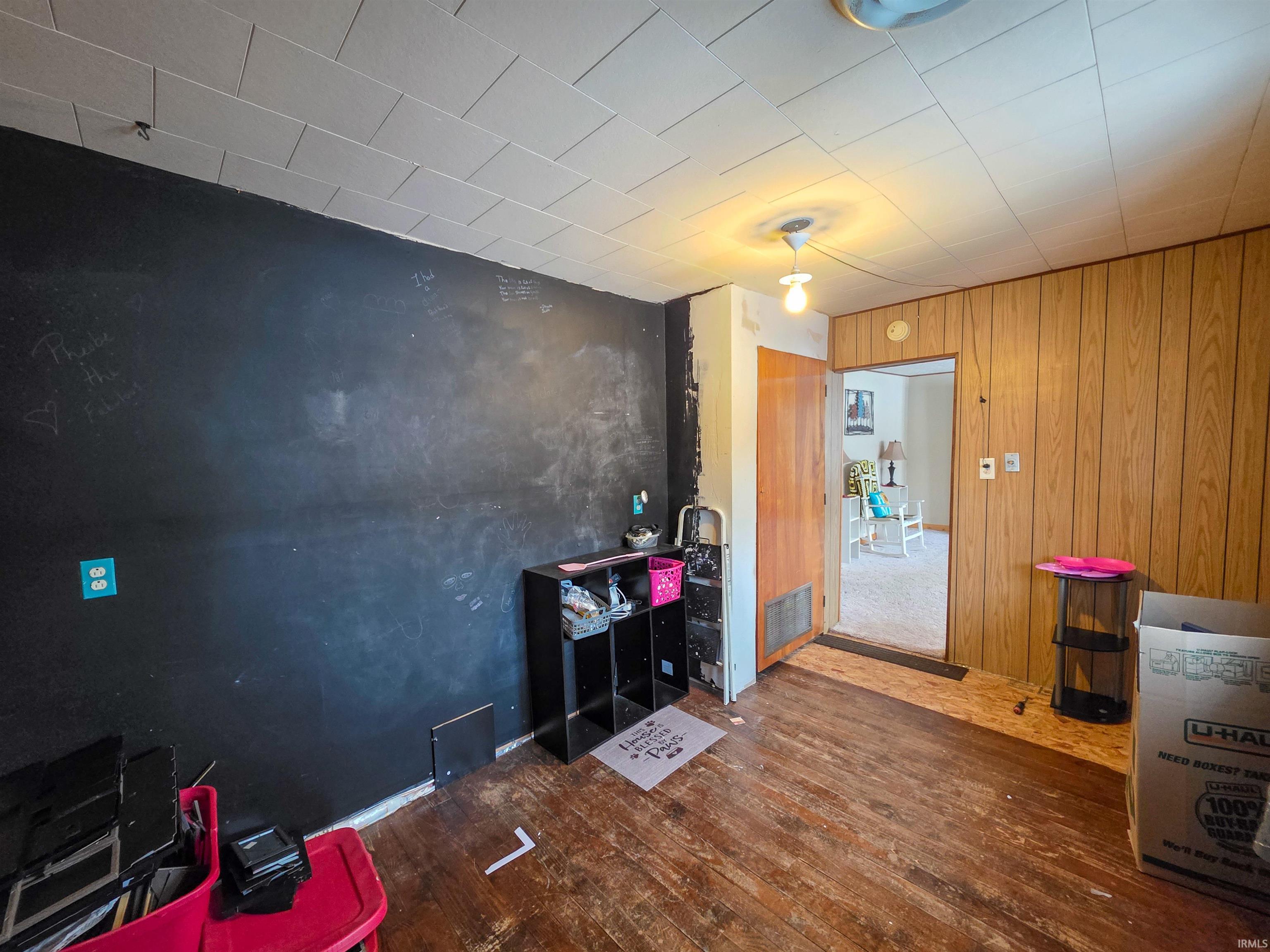 306 Hubert Street Oaktown, IN 47561 - Photo 15 of 32