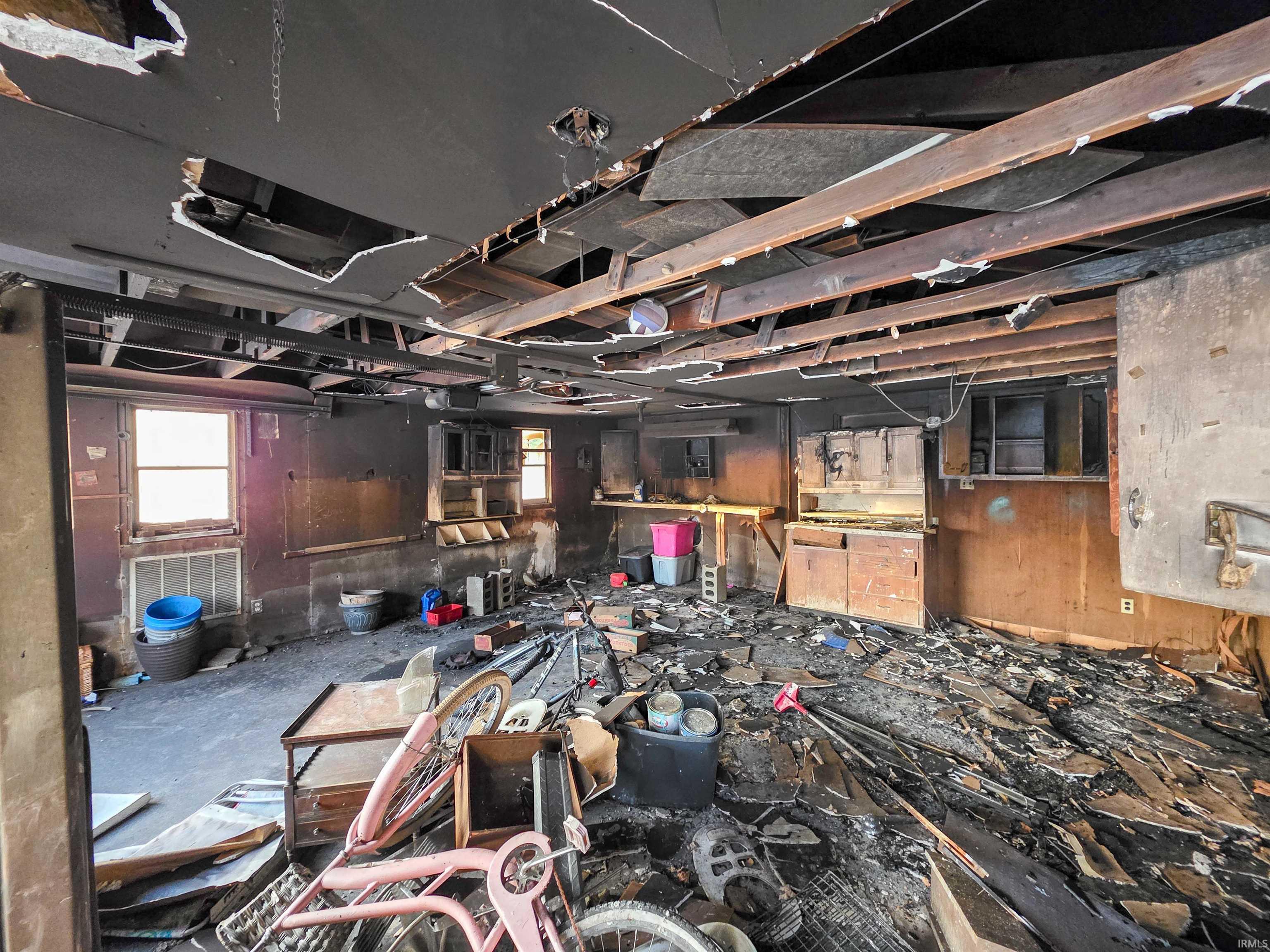 306 Hubert Street Oaktown, IN 47561 - Photo 29 of 32