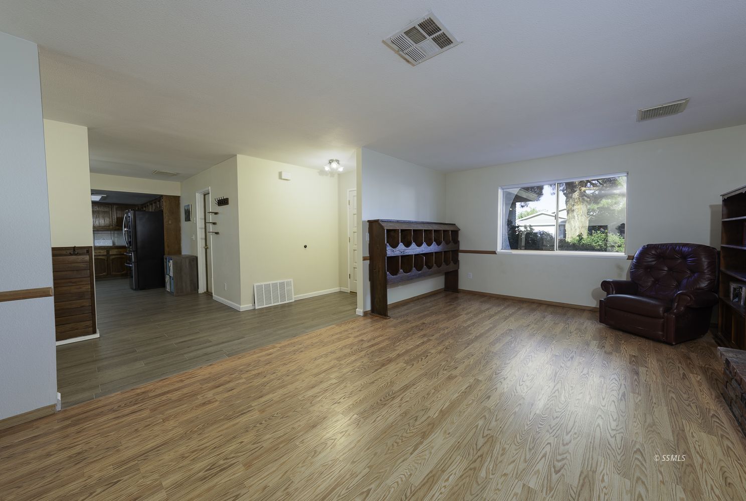 513 South Appaloosa Street Ridgecrest, CA 93555 - Photo 8 of 37