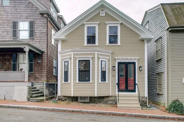 $3,850 | 19 John Street, Newport, RI 02840