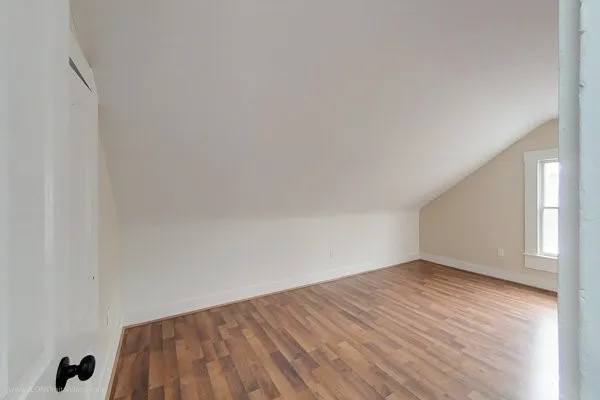 $3,850 | 19 John Street, Newport, RI 02840