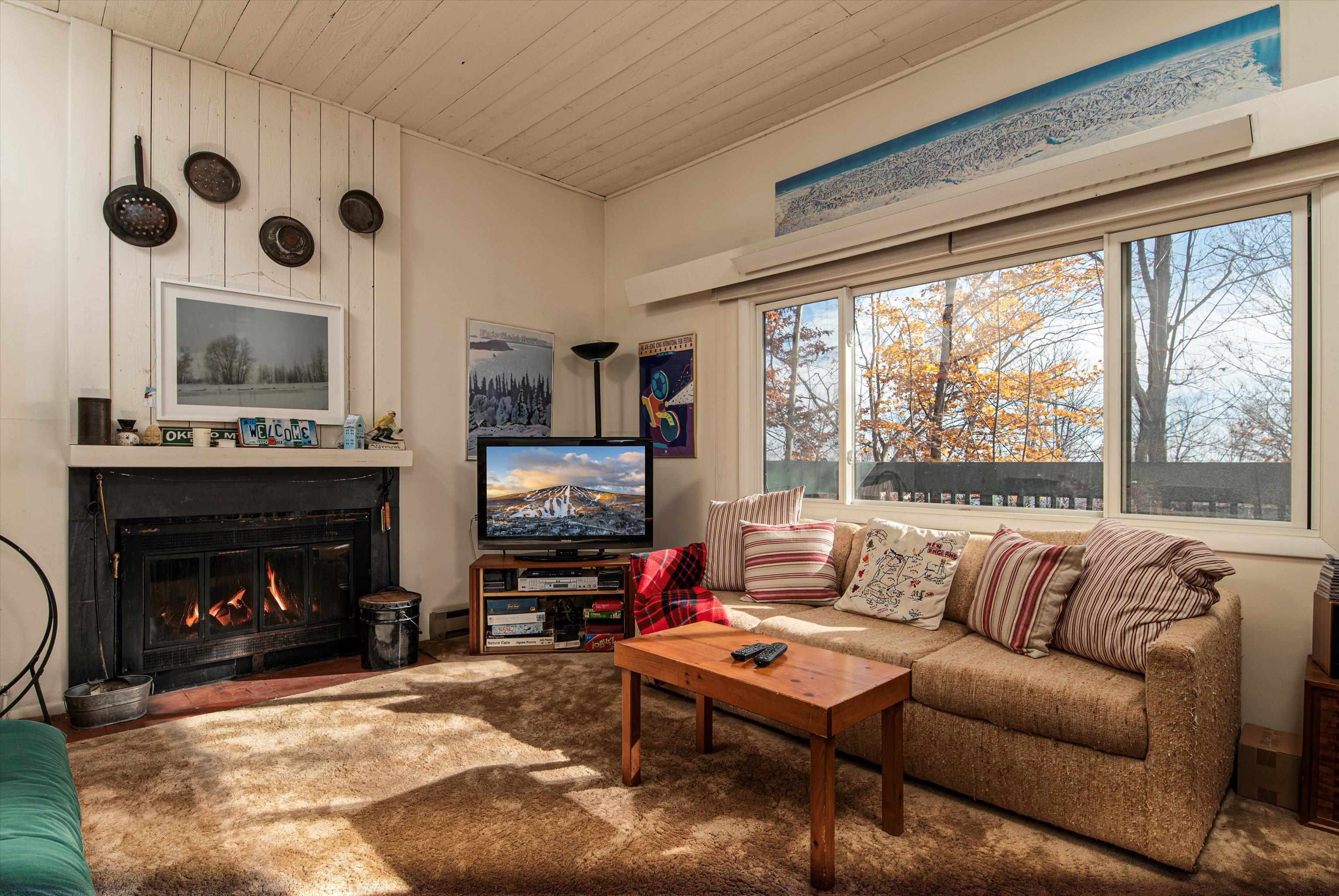 38 Okemo Trailside Extension, Unit 8A Ludlow, VT 05149 - Photo 14 of 23