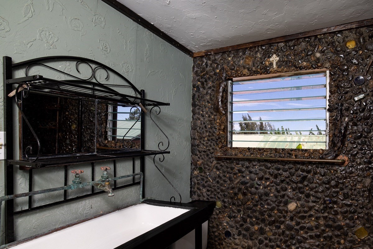 43-350 Pohakea Road, Unit 9 Paauilo, HI 96776 - Photo 22 of 28 a view of entryway with a front door