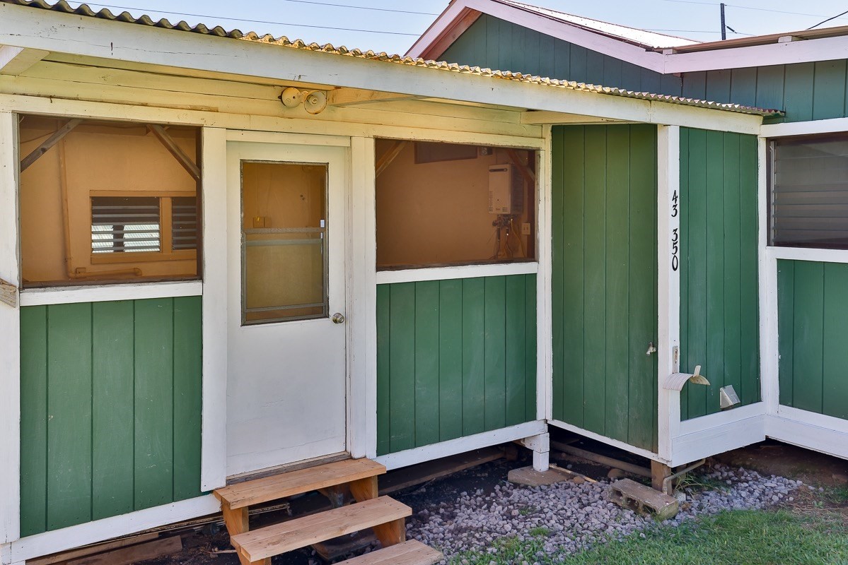 43-350 Pohakea Road, Unit 9 Paauilo, HI 96776 - Photo 3 of 28 a view of an entrance to house