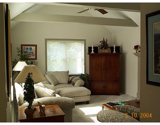 22 Regis Road Marshfield, MA 02050 - Photo 3 of 9 Gallery Image 3